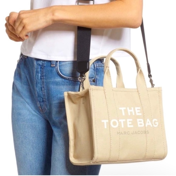 Marc Jacobs Tan Canvas Tote Bag - Picture 2 of 9